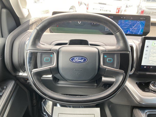 Certified 2025 Ford Expedition Max Platinum AWD/4WD image 9