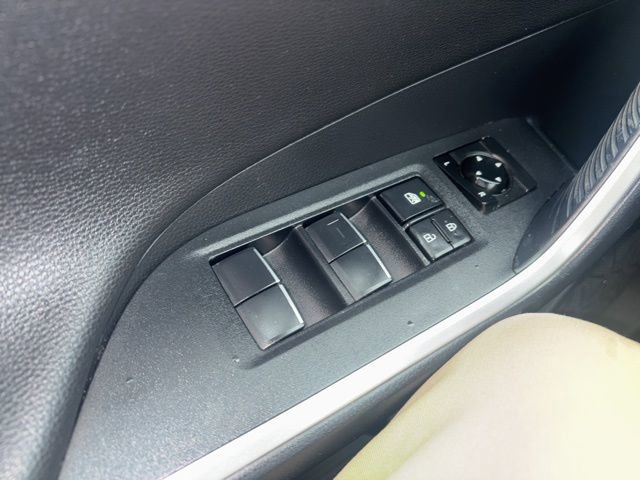 Used 2019 Toyota RAV4 Limited w/ Advanced Technology Package AWD/4WD image 26