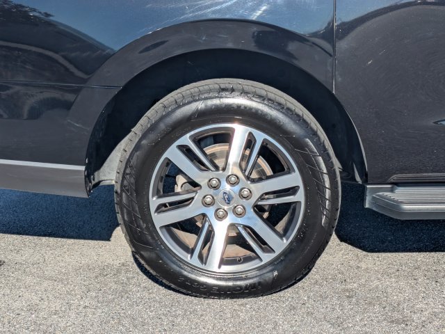 Certified 2024 Ford Expedition Max Limited AWD/4WD image 11