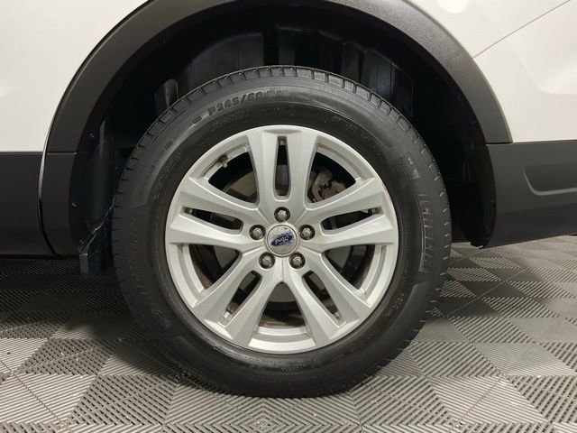 Certified 2019 Ford Explorer XLT w/ Equipment Group 202A image 10