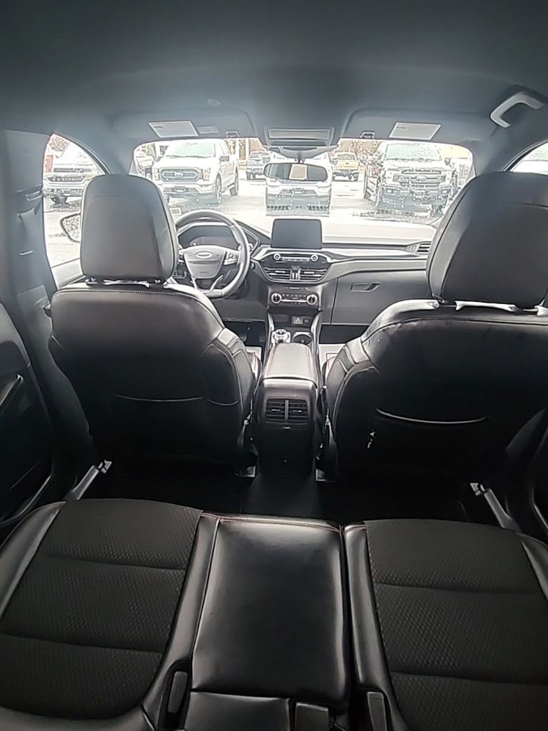 Certified 2025 Ford Escape ST-Line Select image 11