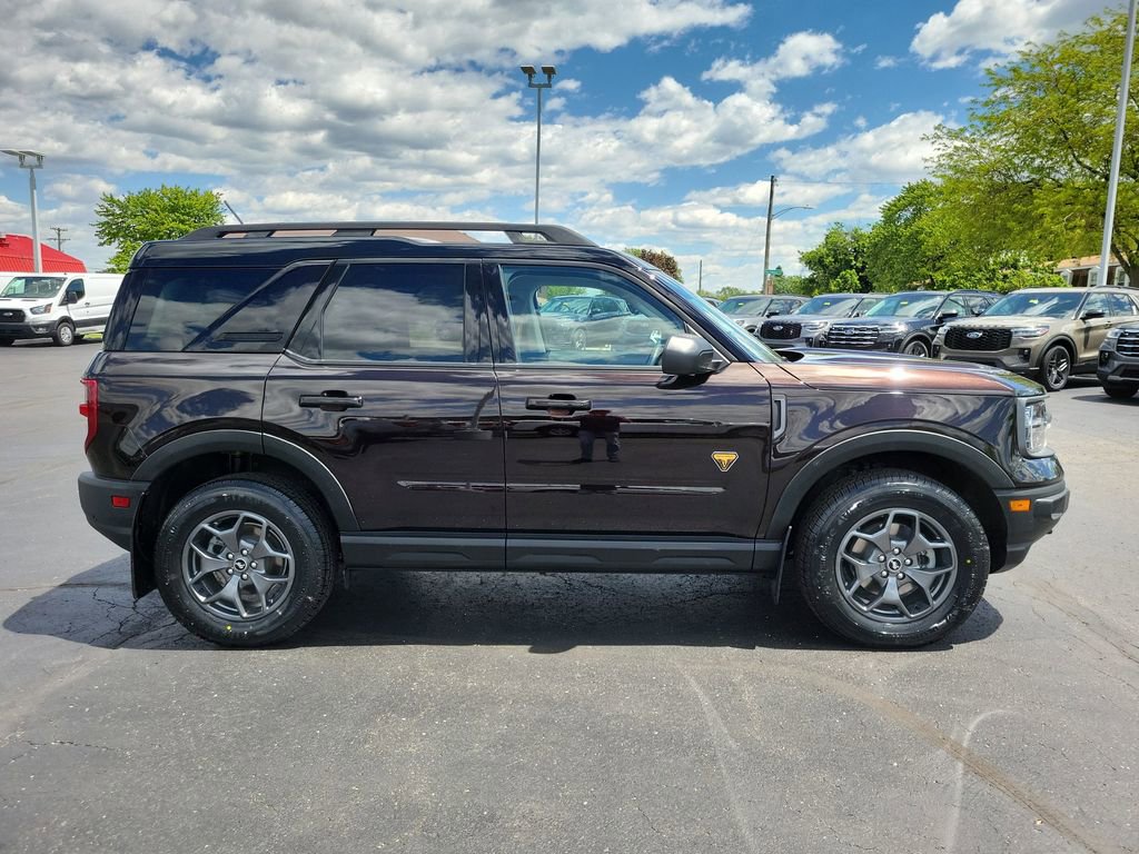 Certified 2021 Ford Bronco Sport Badlands w/ Badlands Package AWD/4WD image 3