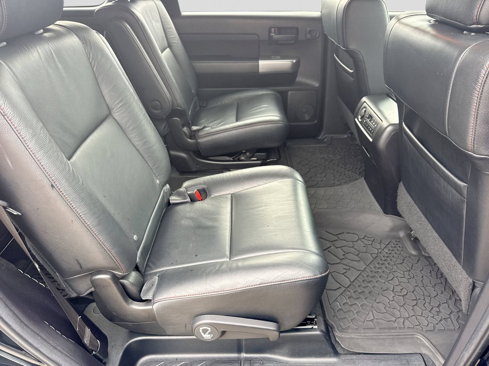 Used 2020 Toyota Sequoia TRD Pro AWD/4WD image 25