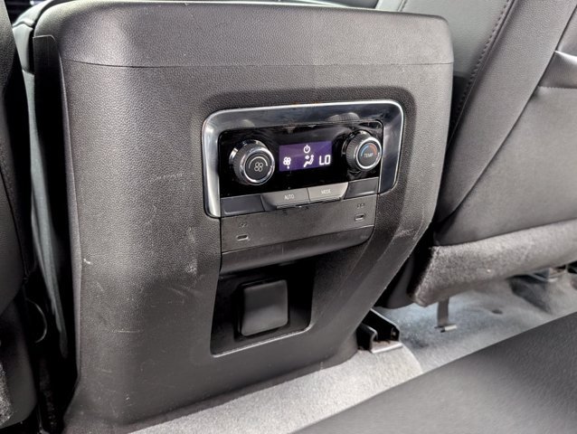 Used 2025 Chevrolet Tahoe LT AWD/4WD image 16