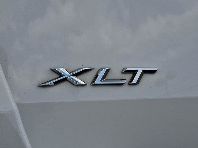 Certified 2022 Ford Explorer XLT w/ Equipment Group 202A AWD/4WD image 32