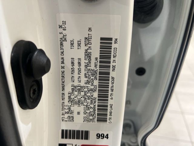 Used 2022 Toyota Tacoma Limited image 31