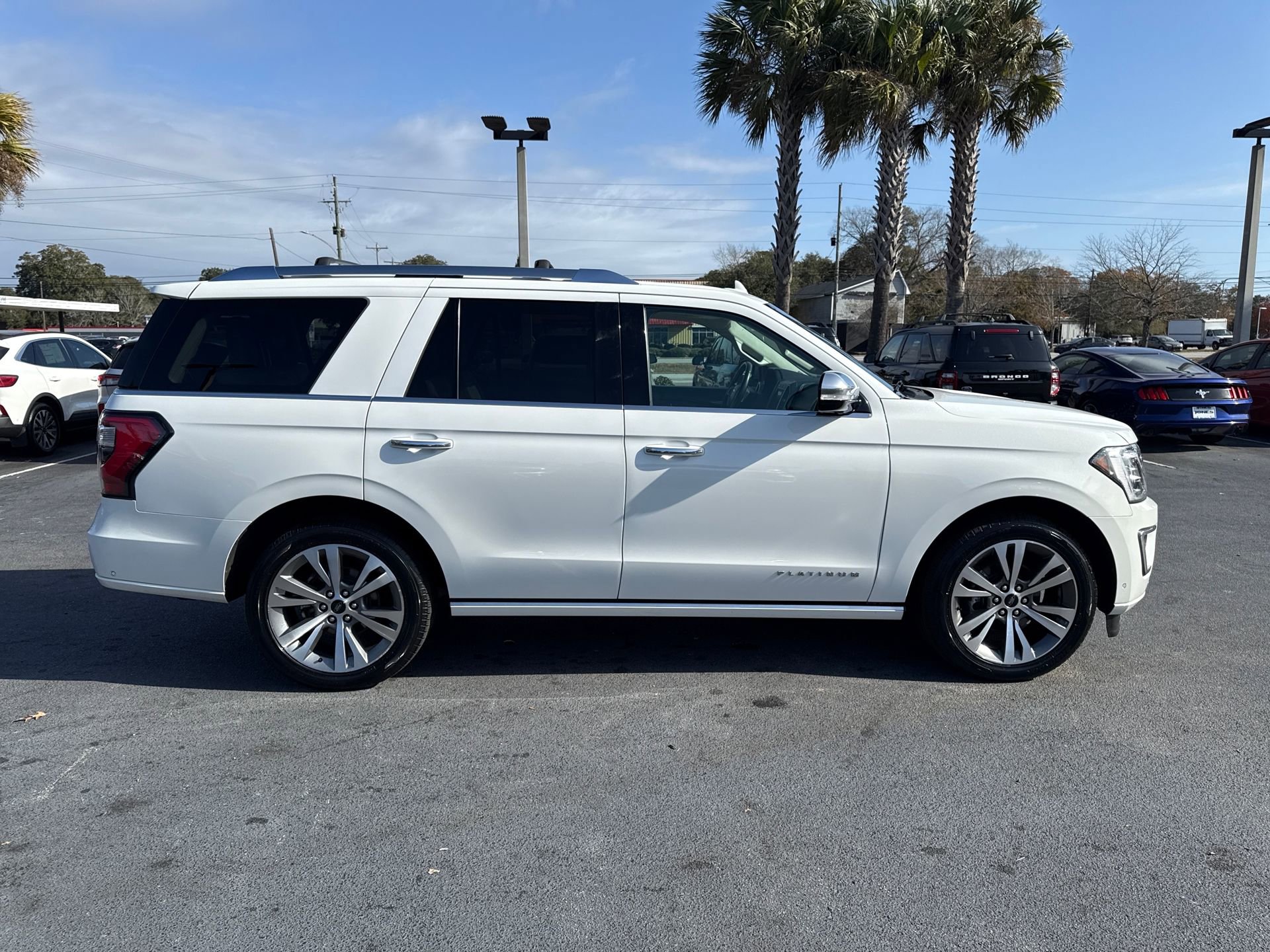Certified 2020 Ford Expedition Platinum image 7