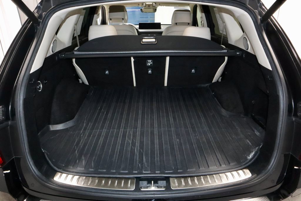 Used 2021 Genesis GV80 2.5T w/ Advanced Package 03 RWD image 14
