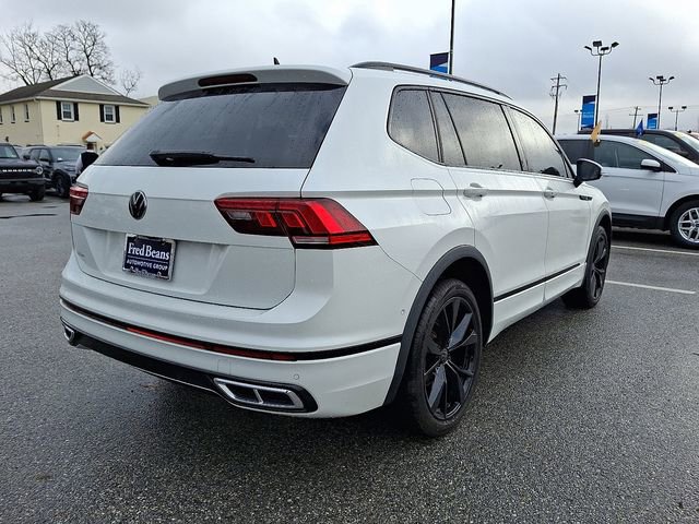 Used 2022 Volkswagen Tiguan SEL R-Line image 11