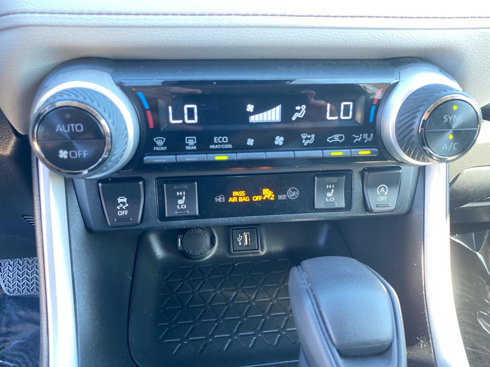 Used 2023 Toyota RAV4 XLE w/ Convenience Package AWD/4WD image 29