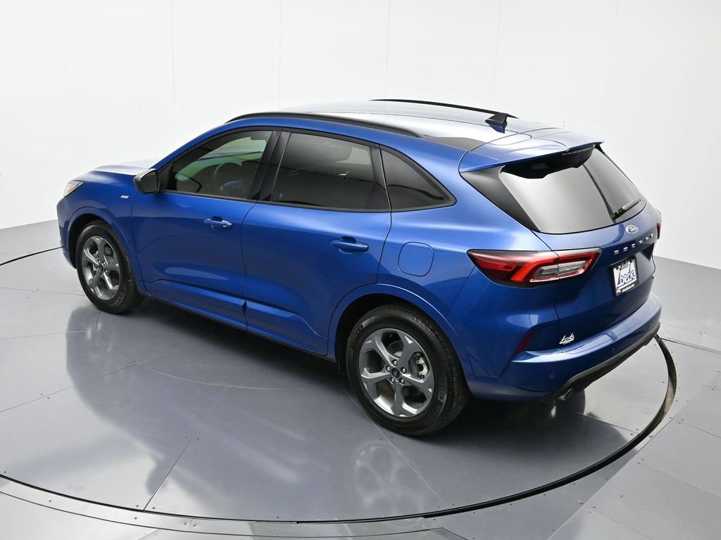 Certified 2023 Ford Escape ST-Line w/ Equipment Group 301A image 8