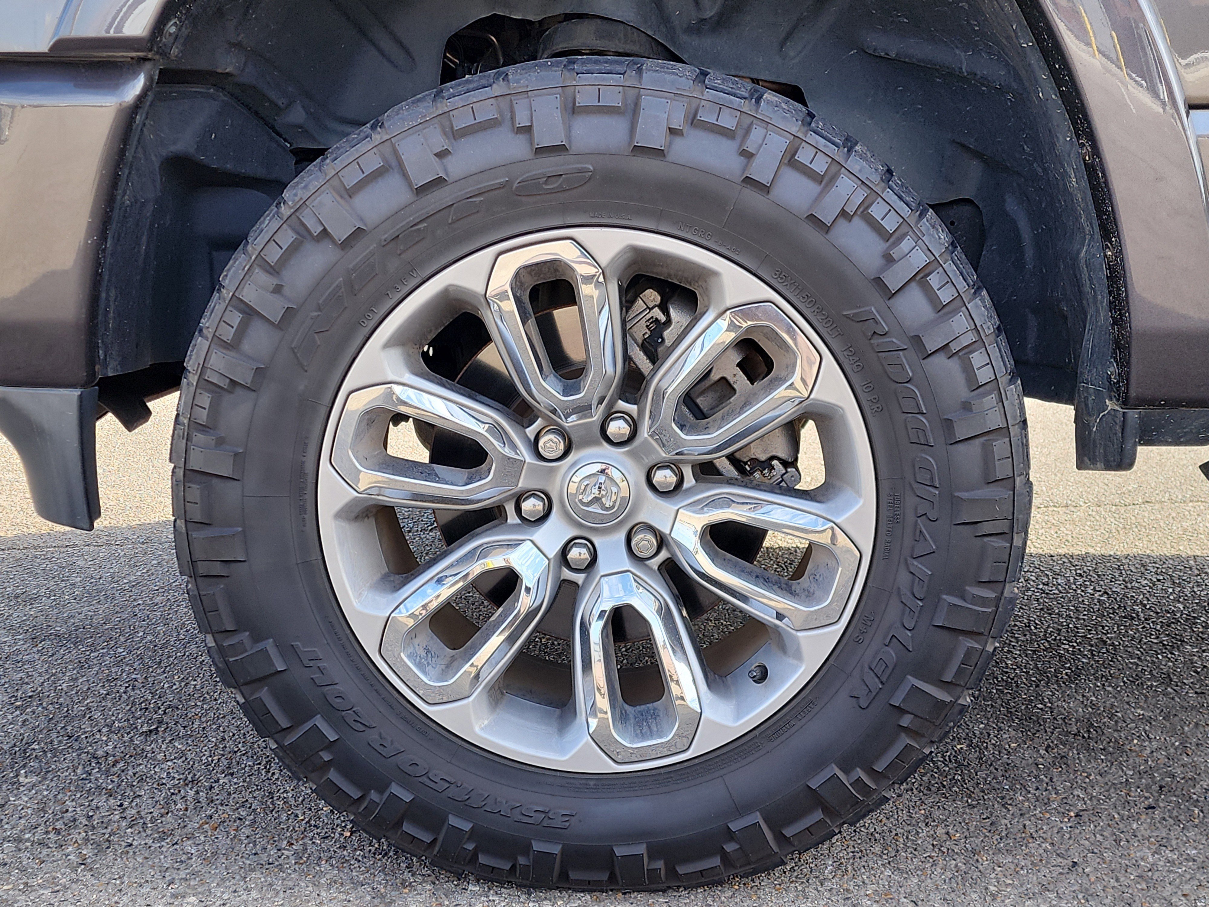 Used 2019 RAM 1500 Laramie image 9