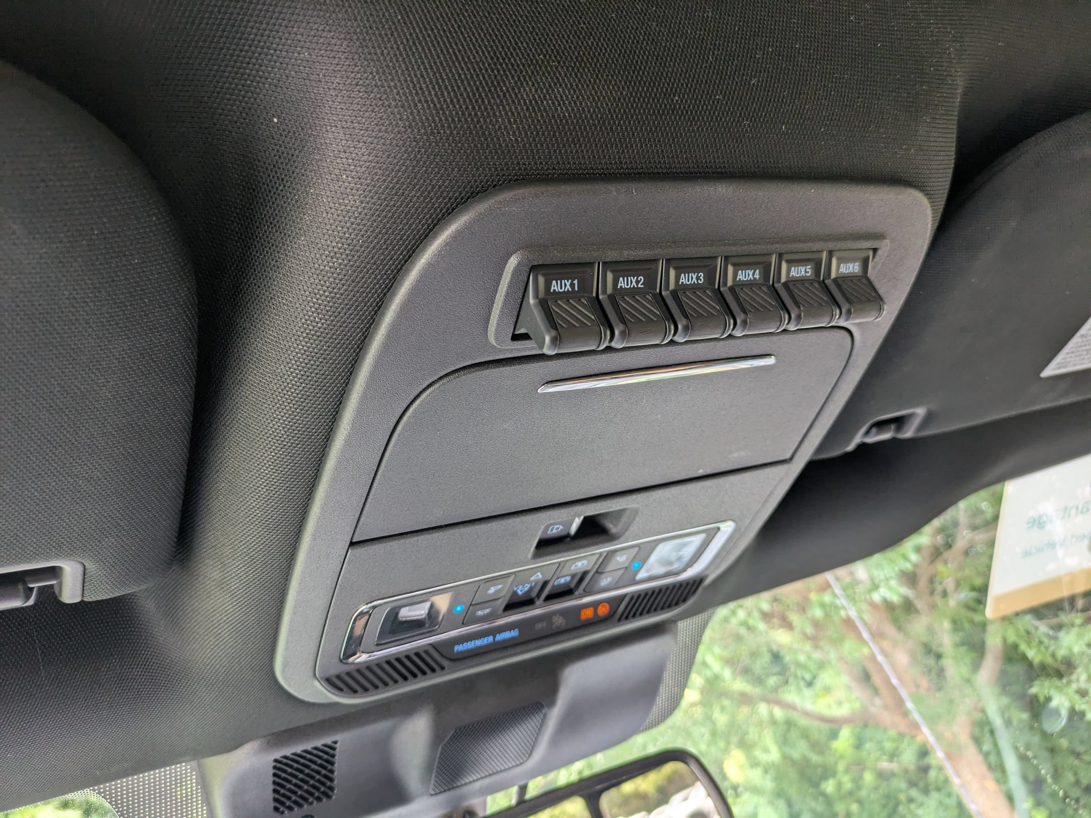 Certified 2024 Ford F250 Platinum w/ FX4 Off-Road Package AWD/4WD image 27