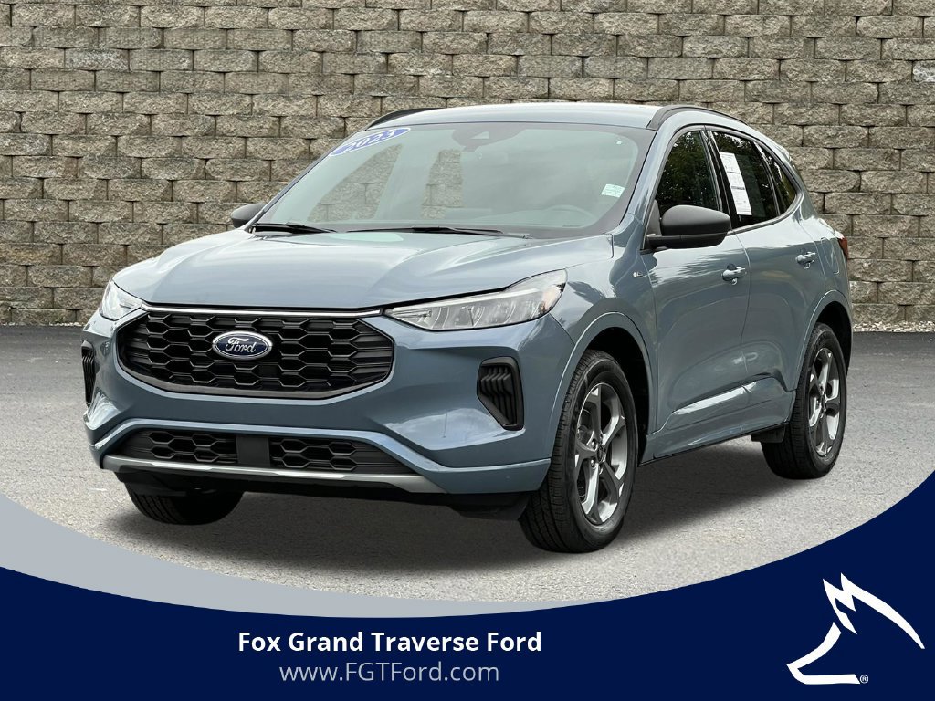 Certified 2023 Ford Escape ST-Line AWD/4WD image 1