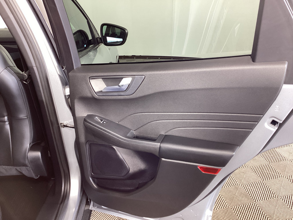 Certified 2023 Ford Escape ST-Line AWD/4WD image 10