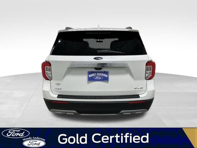 Certified 2022 Ford Explorer XLT w/ Equipment Group 202A image 3