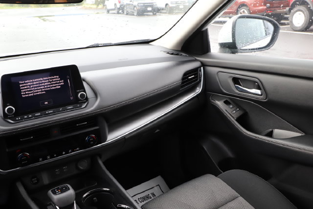 Used 2025 Nissan Rogue SV AWD/4WD image 26