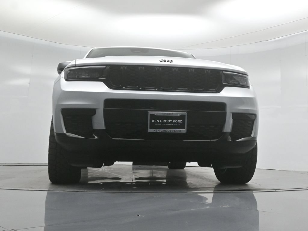 Used 2021 Jeep Grand Cherokee L Laredo AWD/4WD image 43