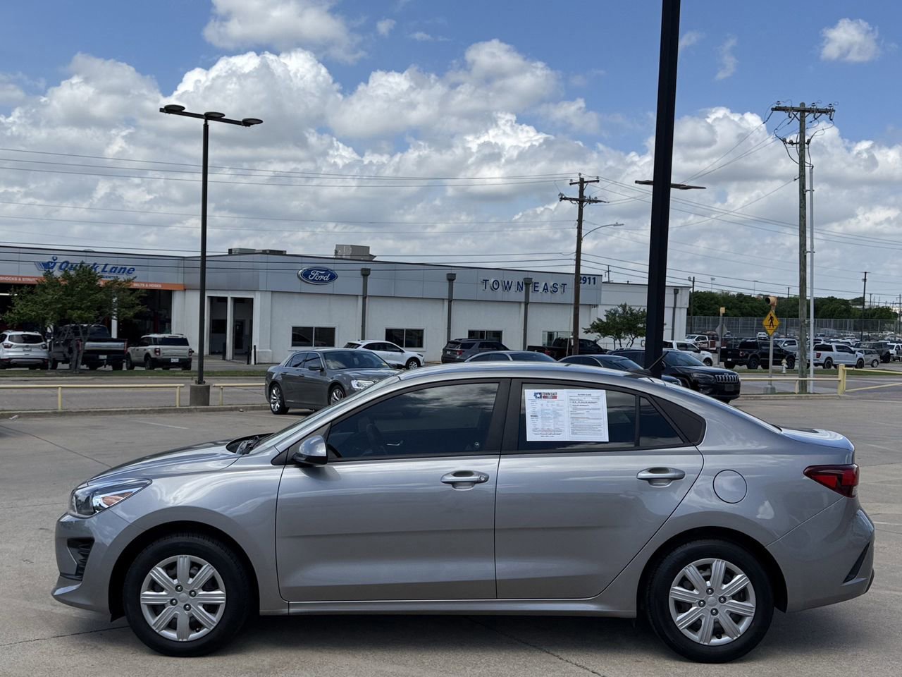 Used 2023 Kia Rio S FWD image 3