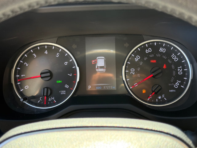 Used 2021 Toyota RAV4 XLE Premium AWD/4WD image 31