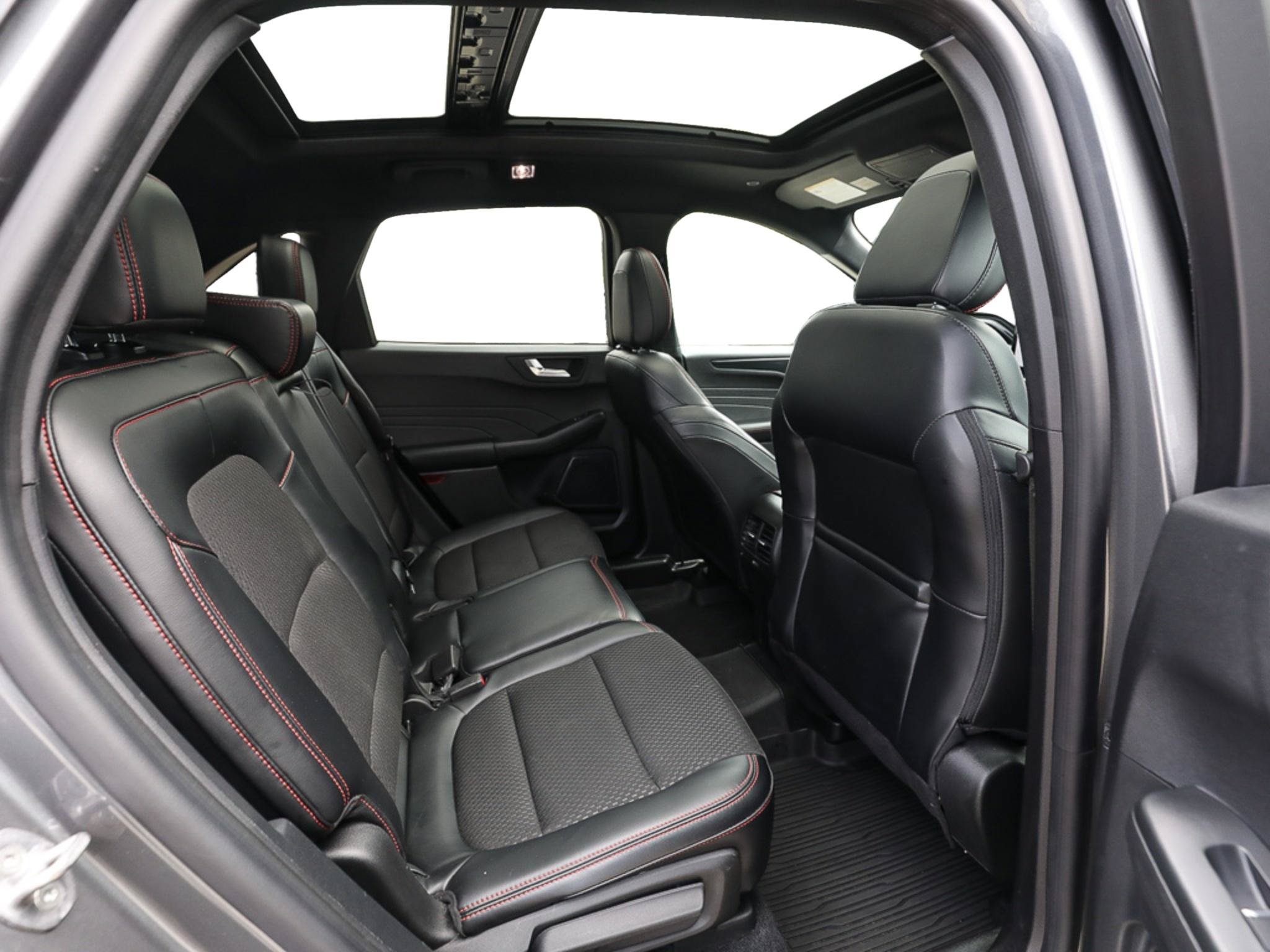 Certified 2023 Ford Escape ST-Line w/ Tech Pack #1 AWD/4WD image 23