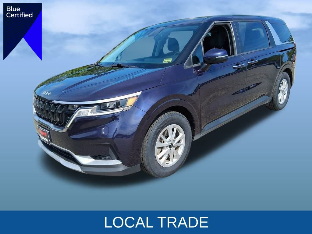 Used 2023 Kia Carnival LX image 1