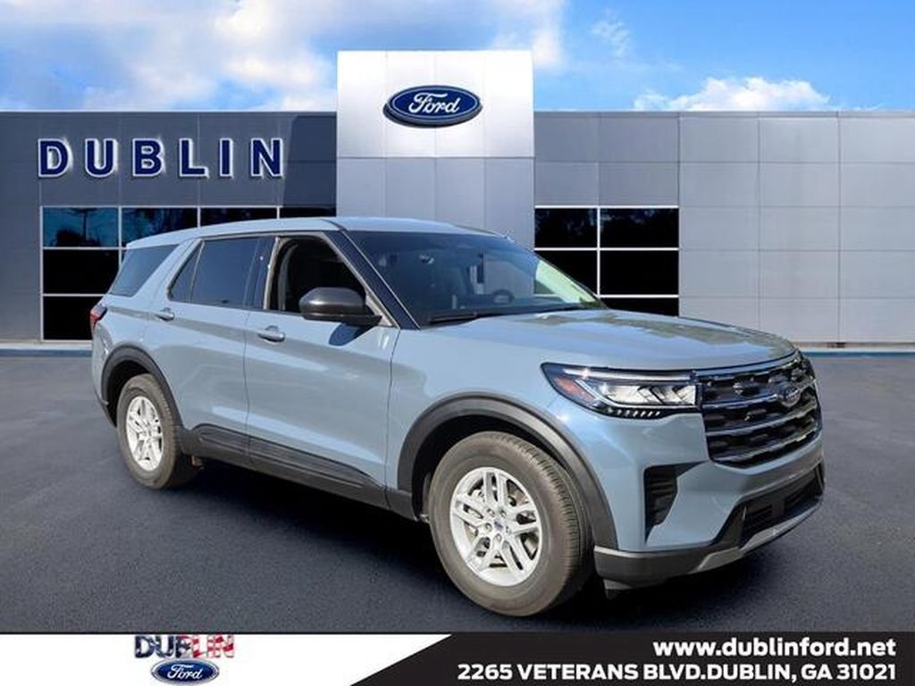 Certified 2026 Ford Explorer Active RWD image 1