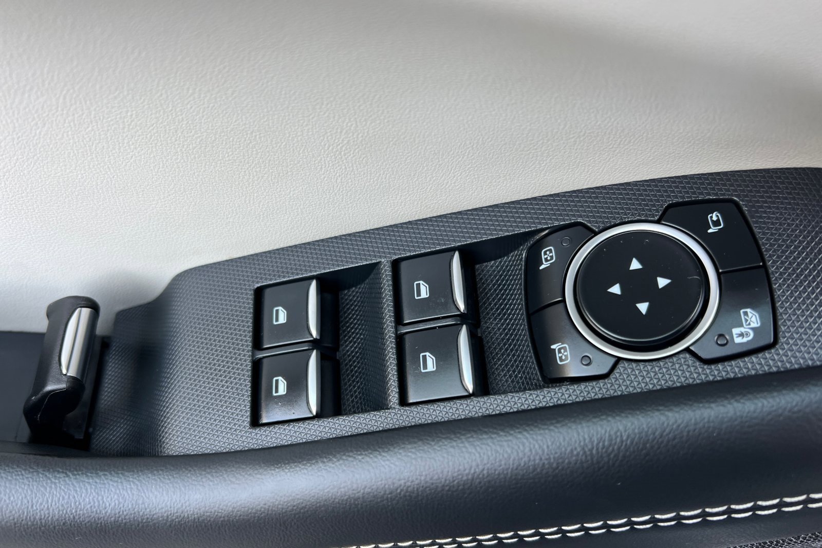 Certified 2023 Ford Mustang Mach-E Premium image 11