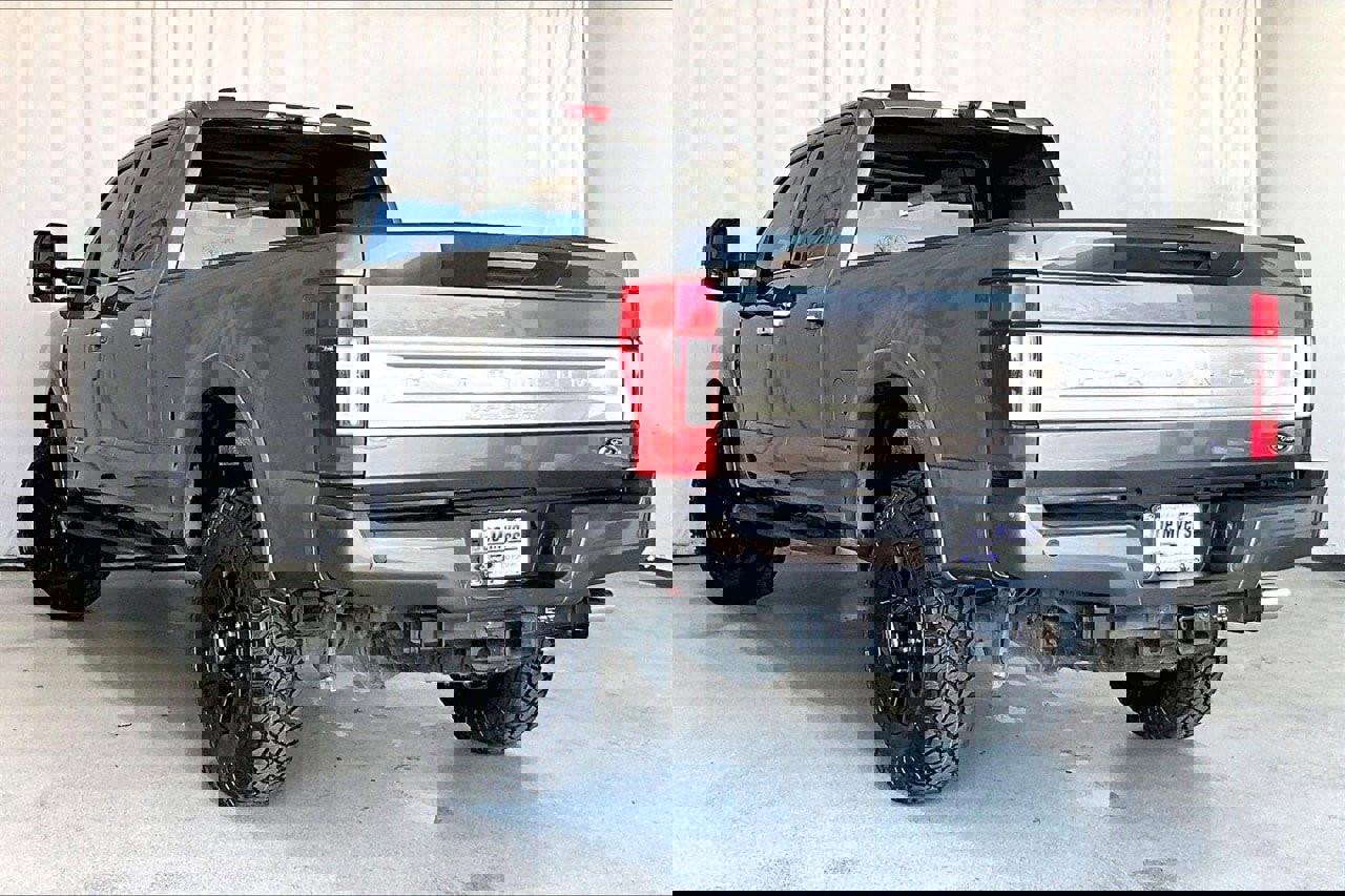 Certified 2021 Ford F250 Platinum w/ Tremor Off-Road Package image 2