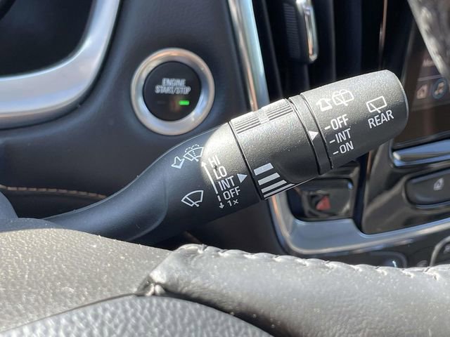 Used 2021 Chevrolet Traverse RS AWD/4WD image 33