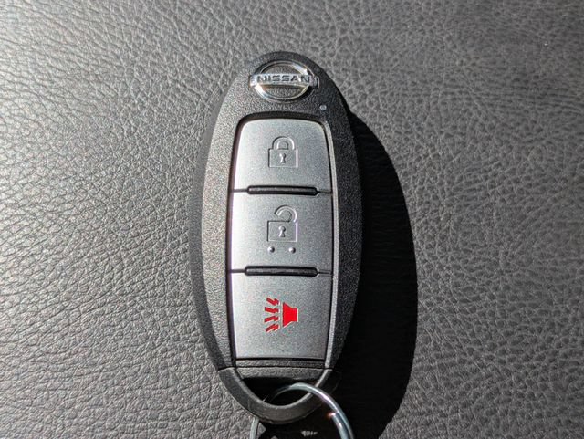 Used 2020 Nissan Pathfinder S FWD image 27