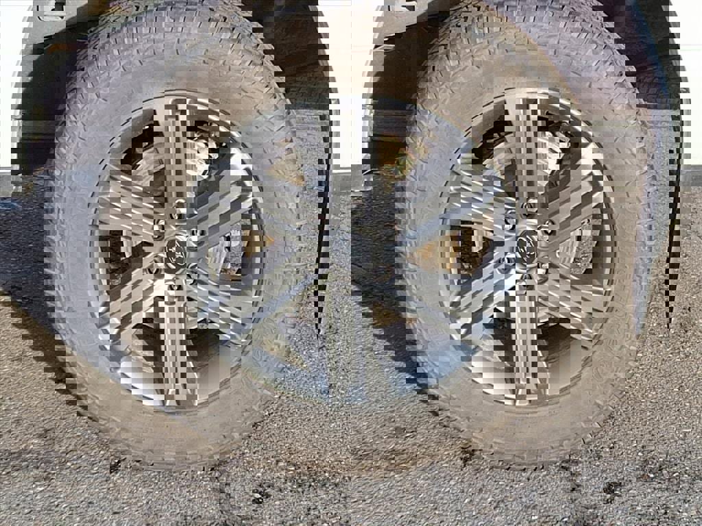 Certified 2023 Ford F150 Lariat w/ Equipment Group 502A High image 10