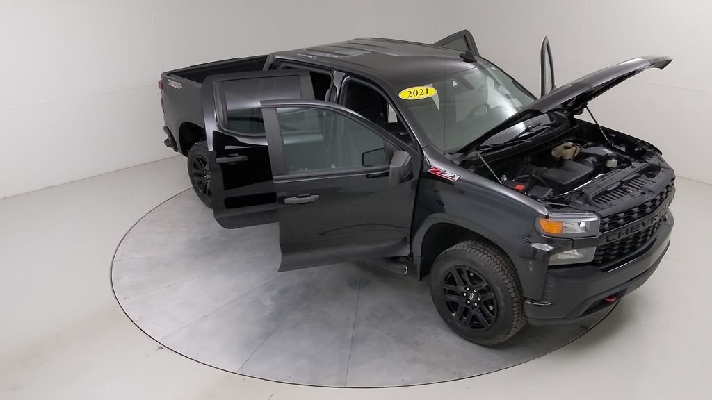 Used 2021 Chevrolet Silverado 1500 Custom Trail Boss AWD/4WD image 45