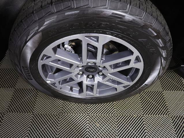 Certified 2025 Ford Expedition Active AWD/4WD image 37