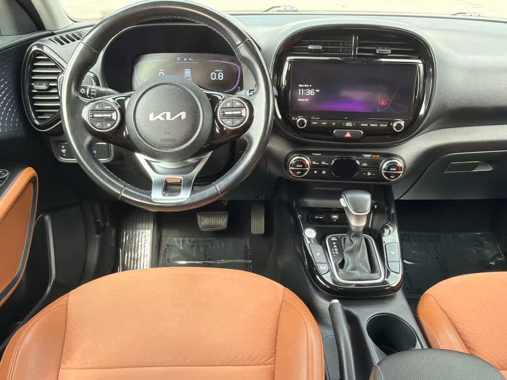 Used 2024 Kia Soul EX w/ Option Group 015 FWD image 19