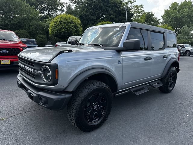 Certified 2024 Ford Bronco Black Diamond AWD/4WD image 9