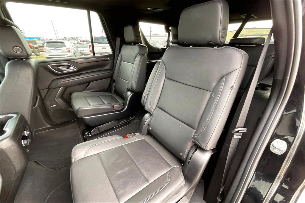 Used 2022 Chevrolet Tahoe Z71 w/ Luxury Package image 19