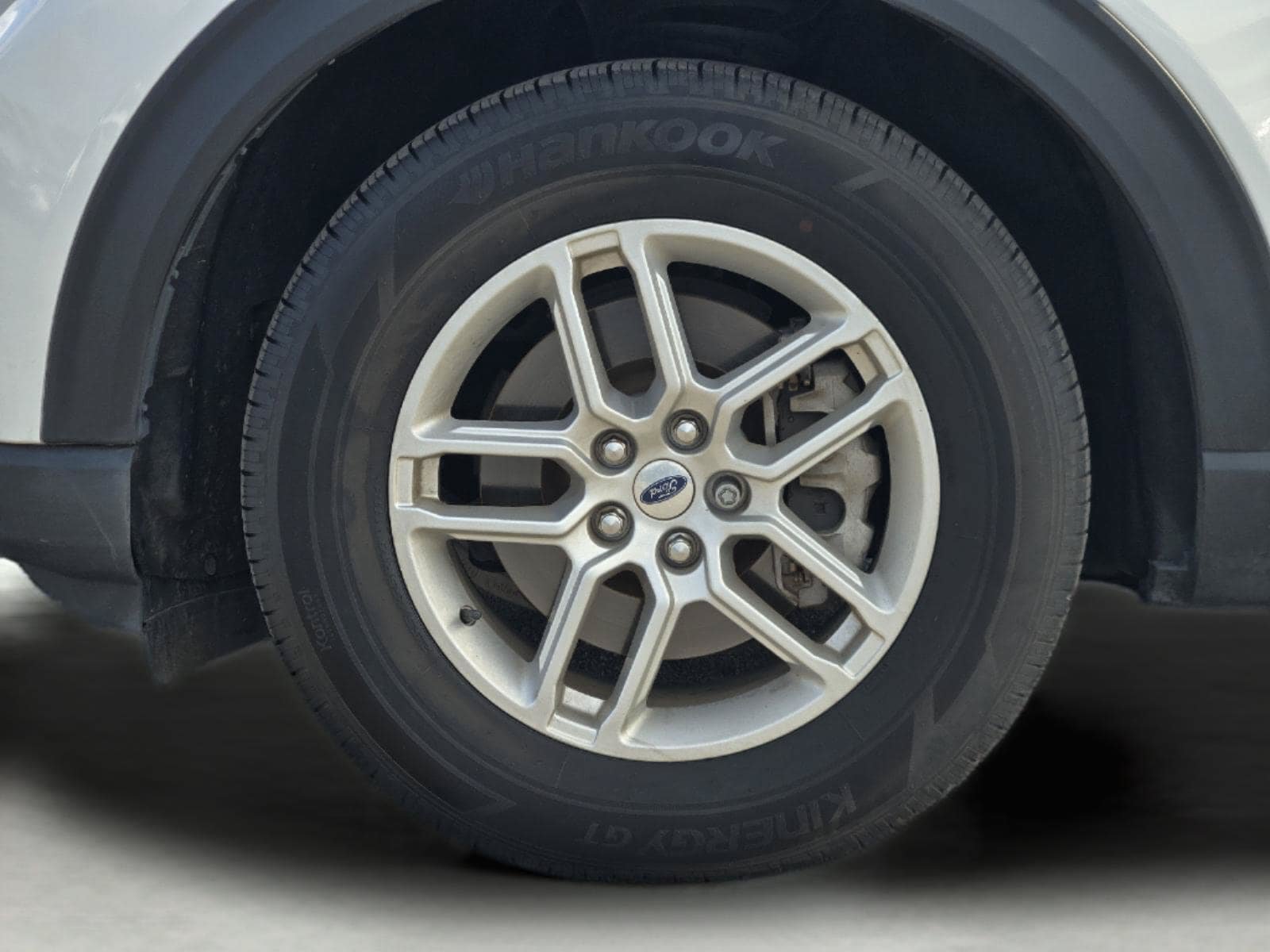 Certified 2025 Ford Explorer Active w/ Active Comfort Package RWD image 11