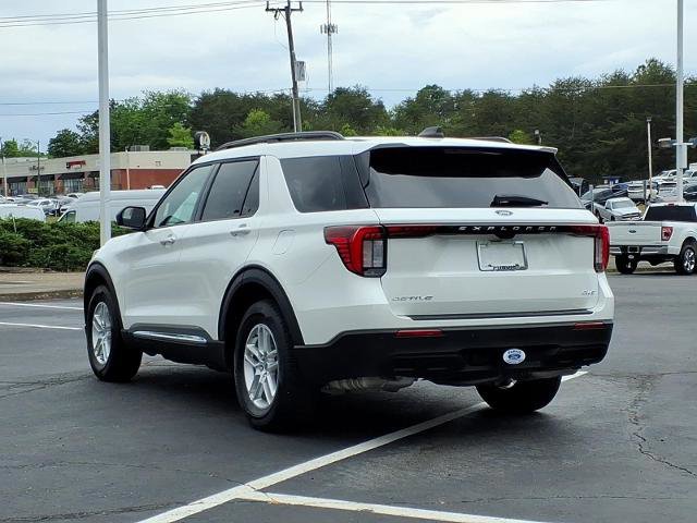 Certified 2025 Ford Explorer Active AWD/4WD image 3