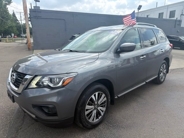 Used 2019 Nissan Pathfinder S AWD/4WD image 3