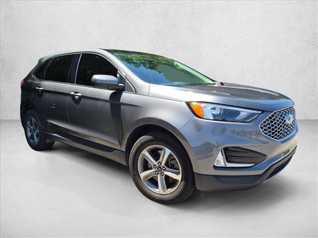 Certified 2023 Ford Edge SEL w/ Convenience Package AWD/4WD image 3