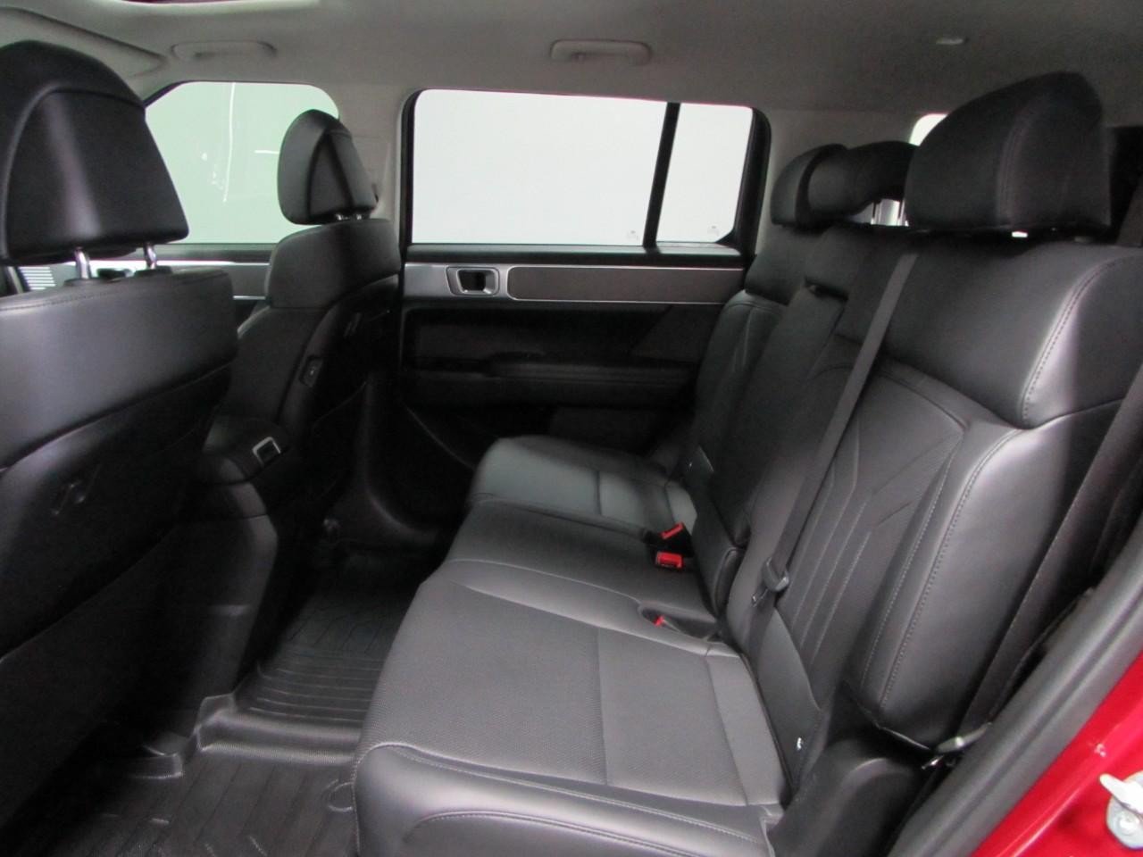 Used 2024 Hyundai Santa Fe XRT AWD/4WD image 15