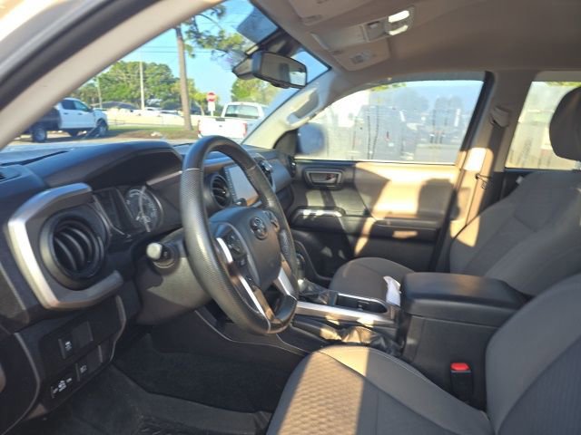 Used 2020 Toyota Tacoma SR5 image 9