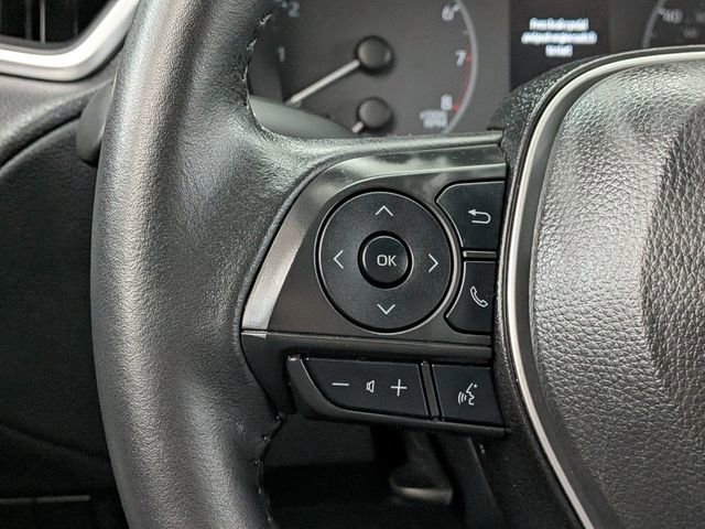 Used 2024 Toyota Corolla Cross LE image 31