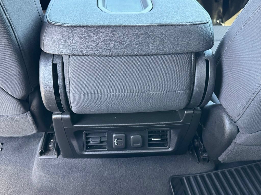 Used 2022 Chevrolet Silverado 1500 RST w/ Safety Package AWD/4WD image 29