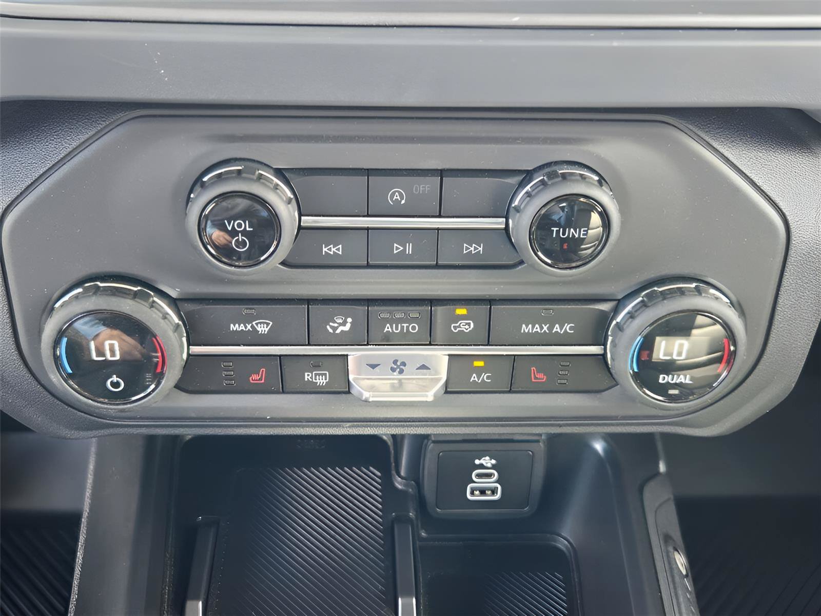 Certified 2026 Ford Bronco Big Bend AWD/4WD image 18