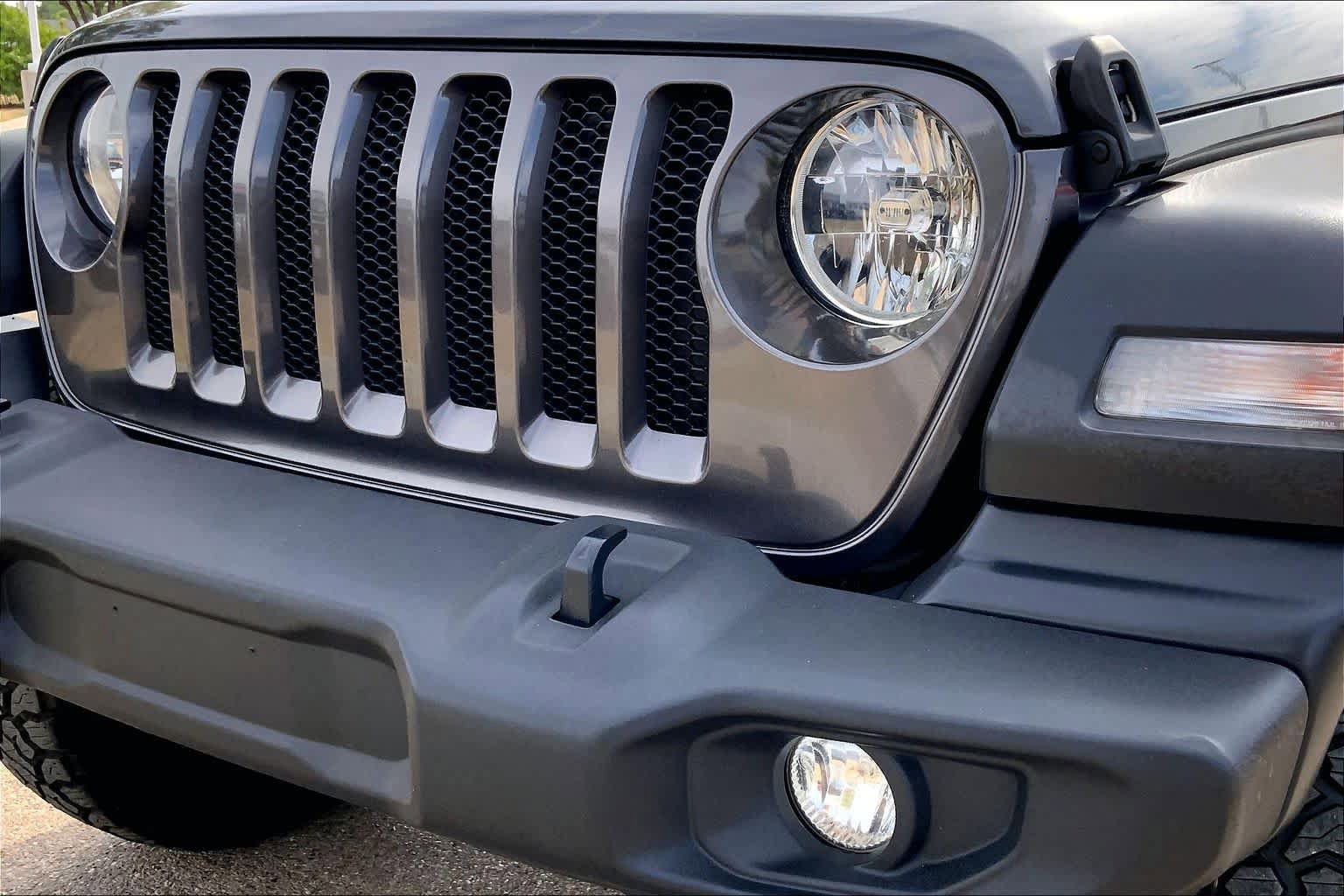 Used 2021 Jeep Wrangler Unlimited Sport w/ Sun And Sound Package AWD/4WD image 30