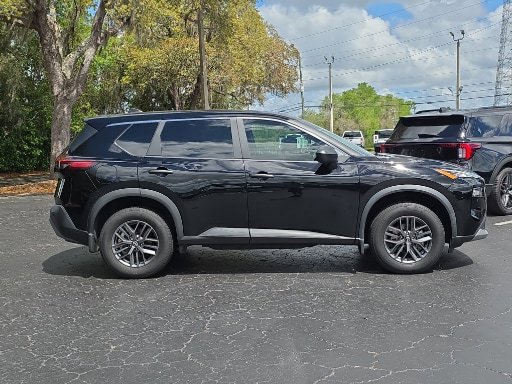 Used 2023 Nissan Rogue S FWD image 6