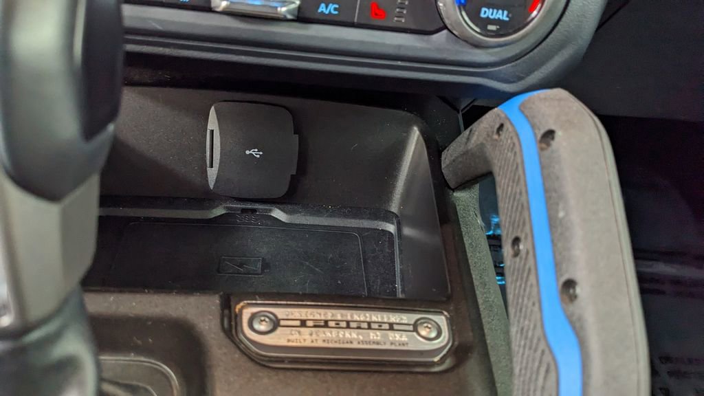 Certified 2022 Ford Bronco Outer Banks w/ Sasquatch Package AWD/4WD image 29