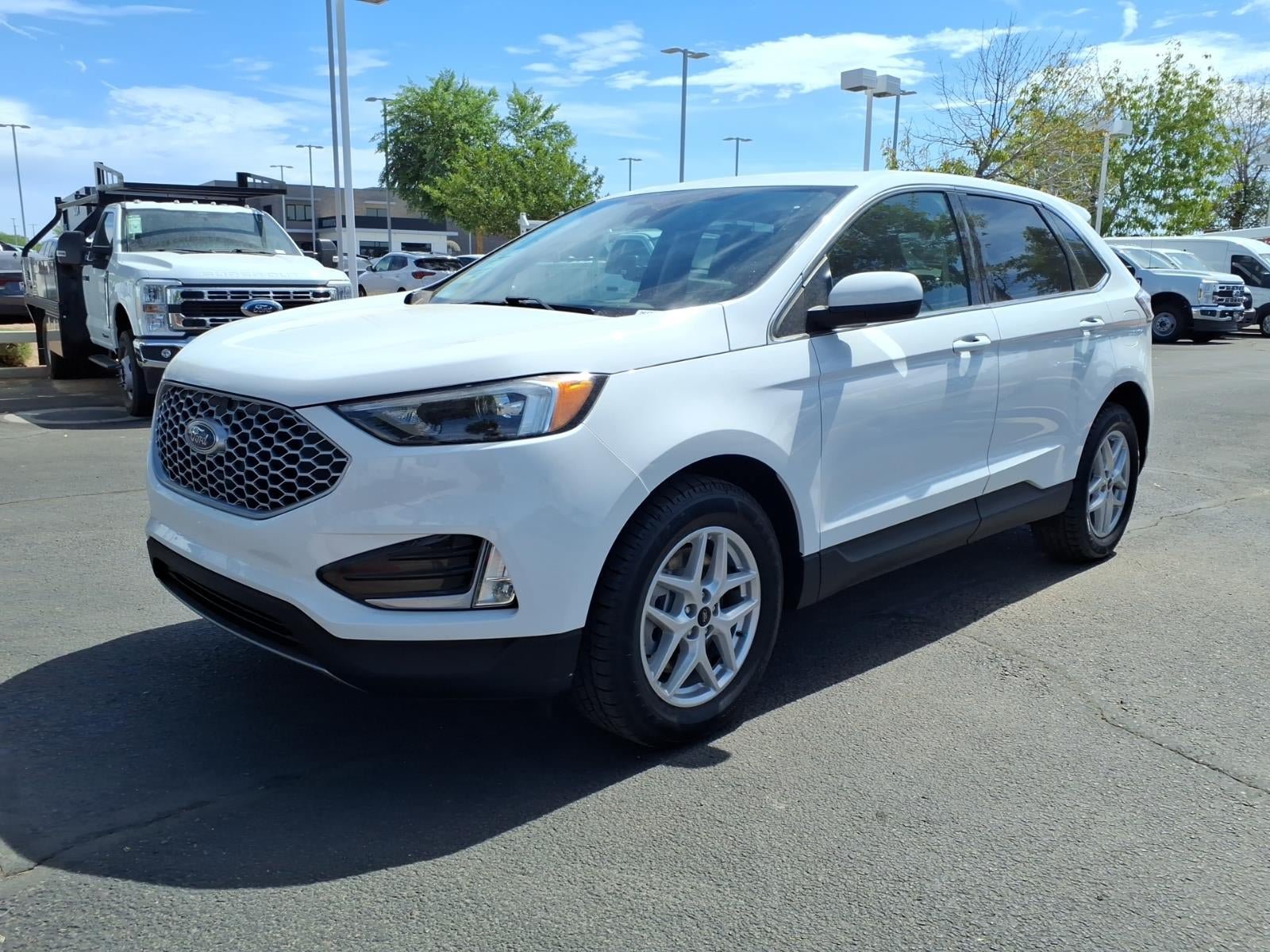 Certified 2024 Ford Edge SEL w/ Convenience Package AWD/4WD image 8